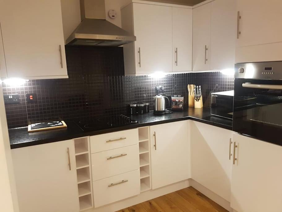 Superb 2Bed/2Bath Flat Waterloo London公寓 外观 照片
